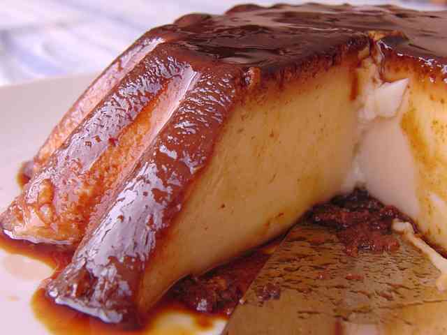 flan navideño
